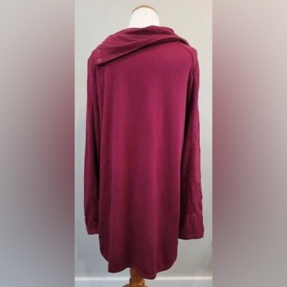 Sunday cowl neck front pocket burgundy Sweater Size 3X - Picture 3 of 5